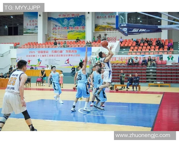 南京篮球队与武汉篮球队赛后复盘团队协作的精彩瞬间与战术分析