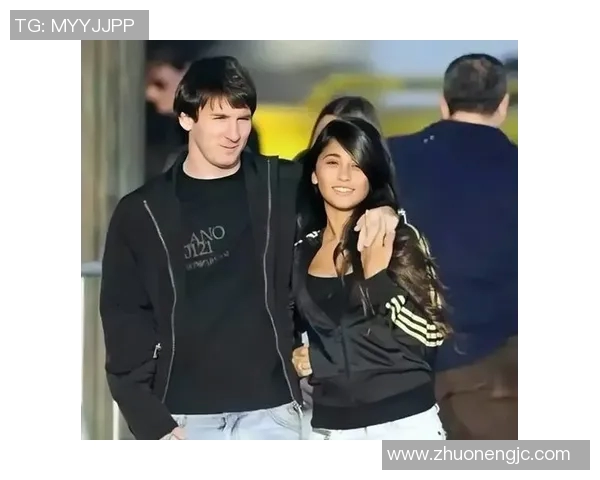 揭秘足球明星背后的爱情故事与她们的老公身份解析