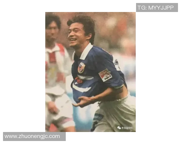 海派足球明星谢晖的传奇人生与职业生涯回顾